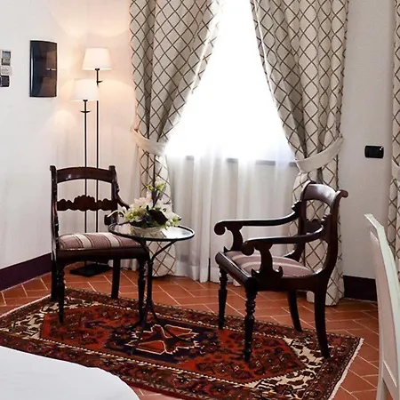 Hotel San Miniato Hotel 4*