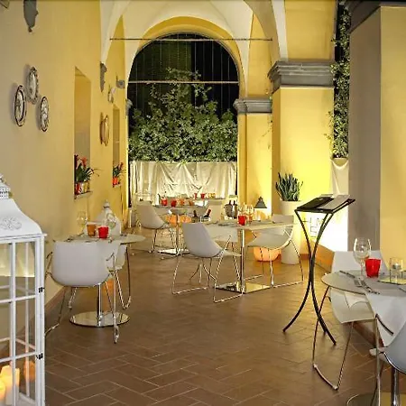 מלון Hotel San Miniato סן מיניאטו