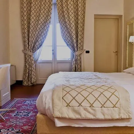 Hotel San Miniato סן מיניאטו