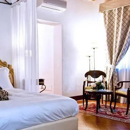 Hotel San Miniato 4*